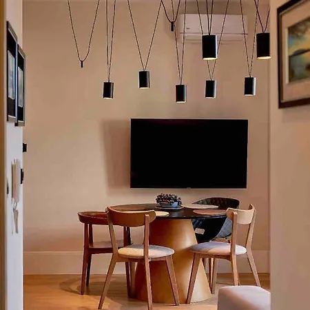 Апартаменти Luksusowy Apartament Przy Plazy Z Basenem