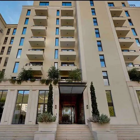 Luksusowy Apartament Przy Plazy Z Basenem Апартаменти *