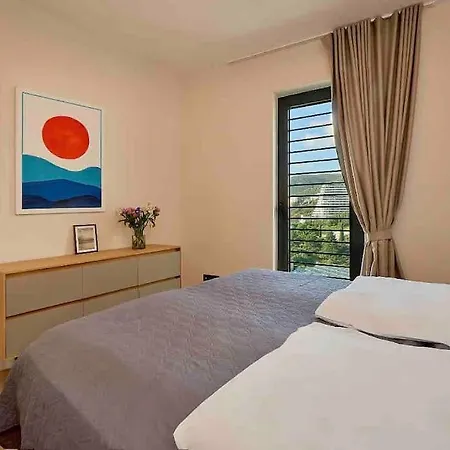 Luksusowy Apartament Przy Plazy Z Basenem *